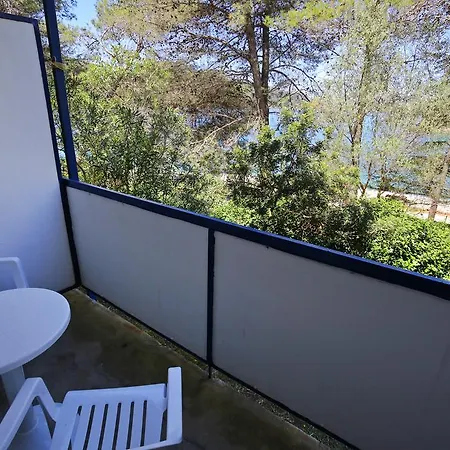 Luka Hotel 2*