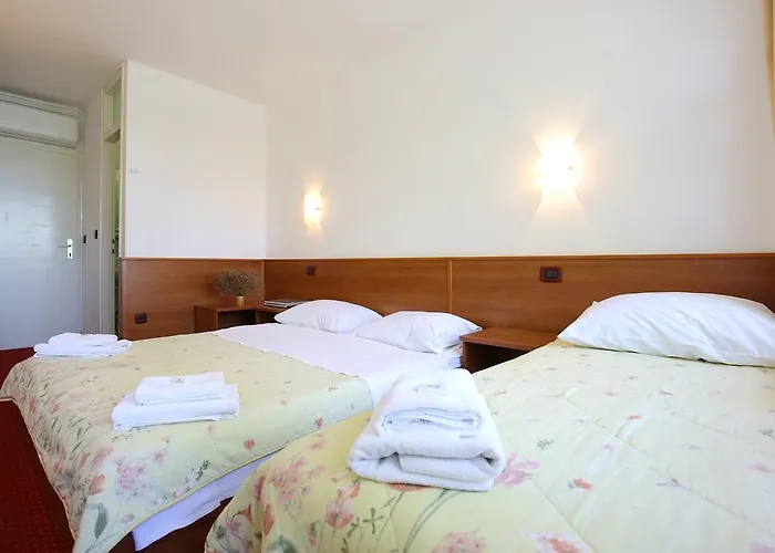 Hotel Luka 2* Luka (Dugi Otok)