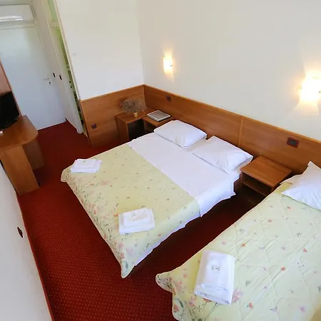 호텔 Hotel Luka Luka (Dugi Otok)