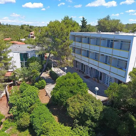 Hotel Luka 2* Luka (Dugi Otok)