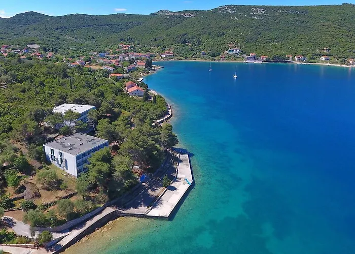 Hotel Luka