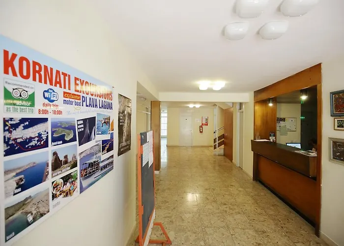 Hotel Luka Ллука