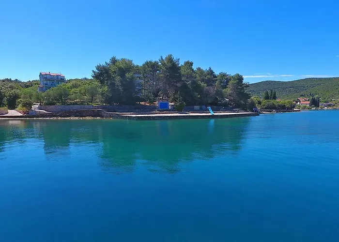 Отель Hotel Luka