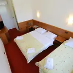 酒店 Hotel Luka Luka (Dugi Otok)